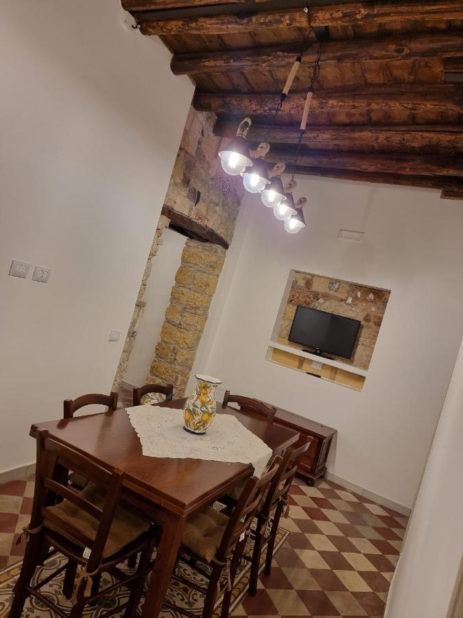 Domus Sant'Anna Apartment Palermo Bagian luar foto